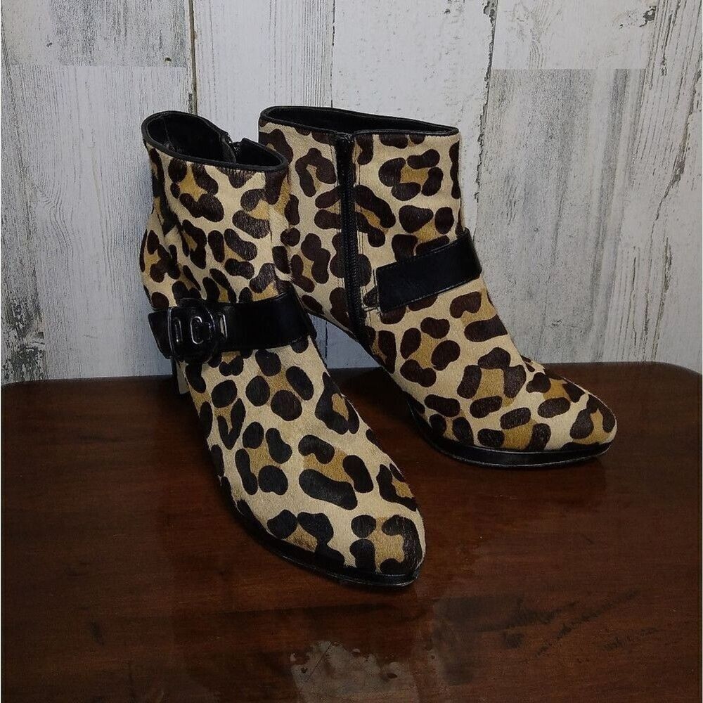 Vaneli Cheetah Print Heeled Ankle Boots 8M